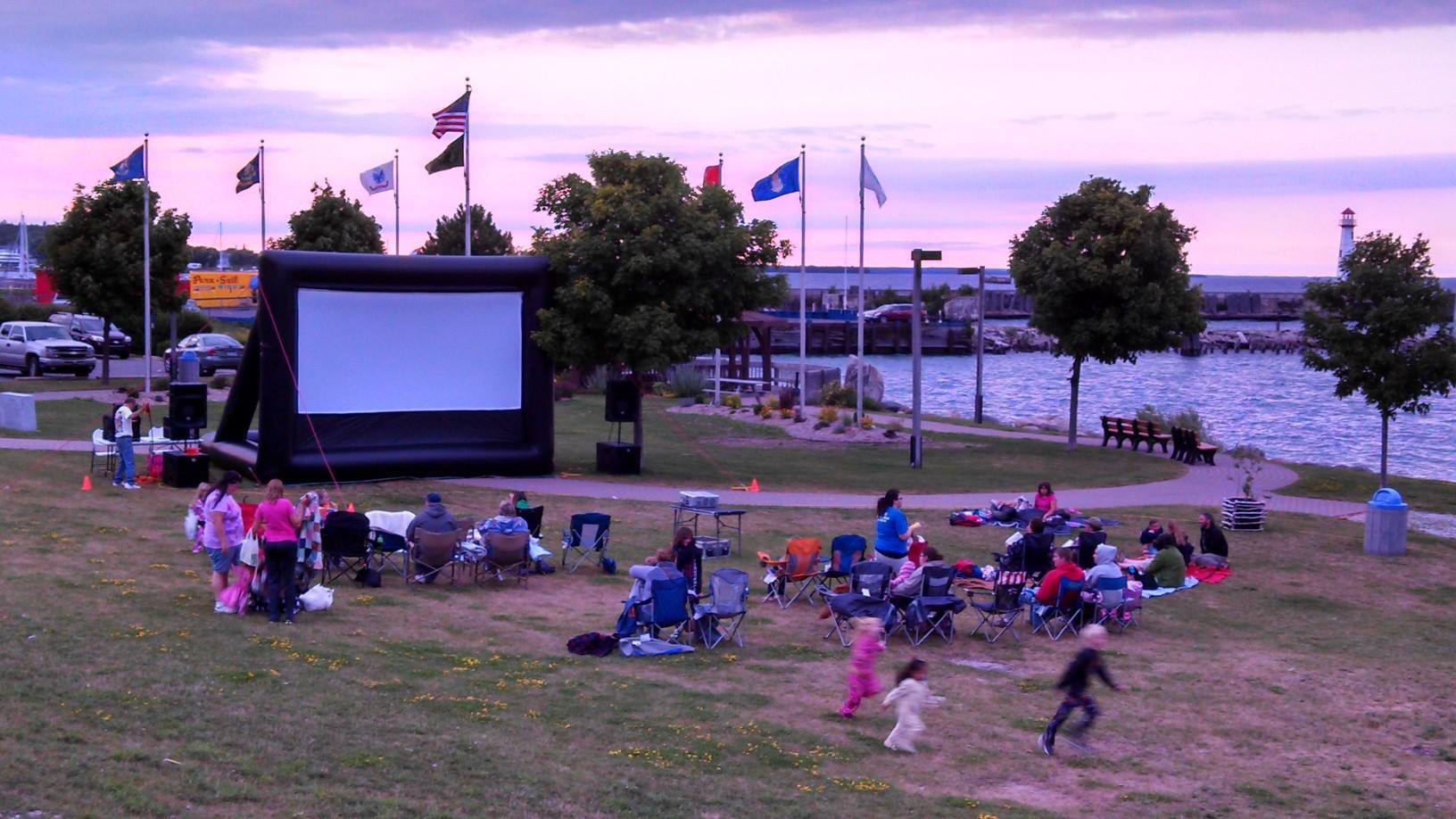 St. Ignace Movies on the Bay