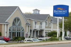 St. Ignace Baymont Inn & Suites