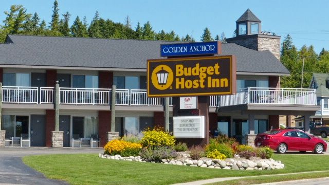 Budget Host Front-of-Motel
