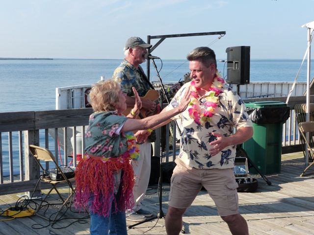 St. Ignace Bayside Live