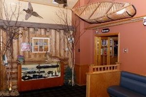 Driftwood Restaurant and Sports Bar