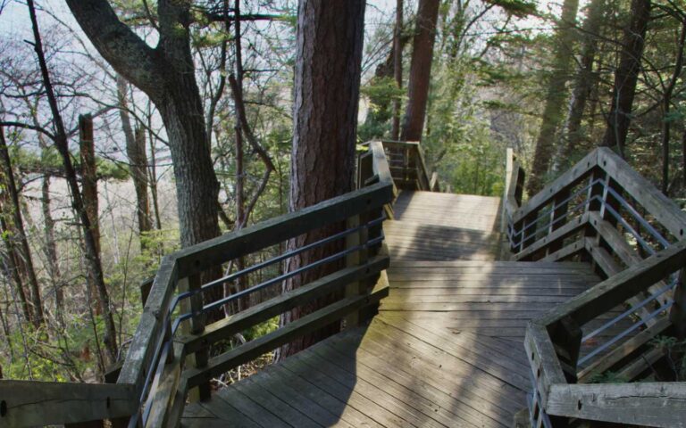 10 Cut River Roadside Park