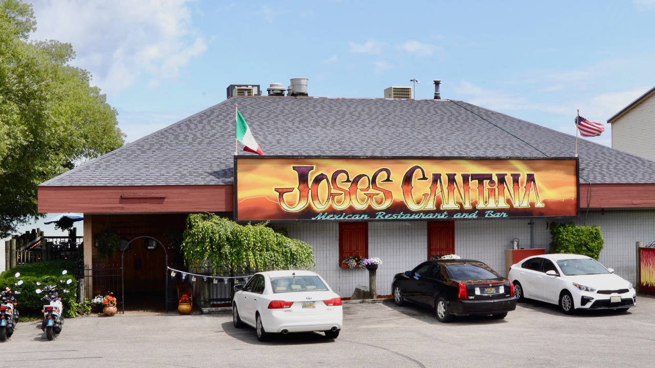 03 Jose’s Cantina