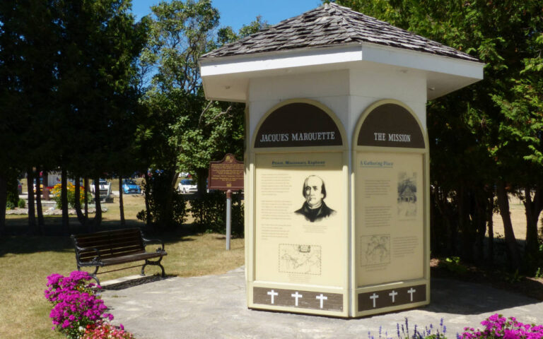 06 Father Marquette Park