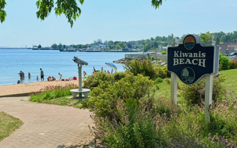 06 Kiwanis Park
