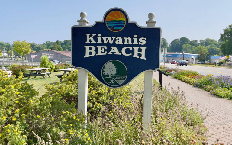 08 Kiwanis Park